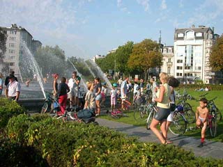 idéalement située, la fontaine Montgomery vous accueille un jour par an...