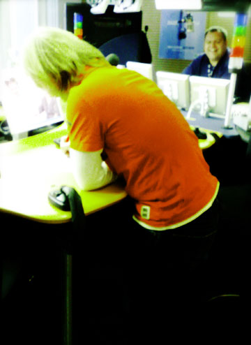 orange-bleue-jour-116-lomo.jpg